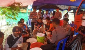 Bantu korban Banjir, Polres Buka Dapur Umum di Desa Sumber Sari PPU
