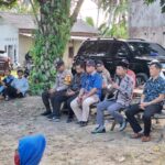 Bupati Hamdam Janji Pekan Depan Jalan Usaha Tani di Waru Akan Diperbaiki