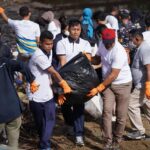 PLN Group Bersihkan Pantai dan Sungai Serentak Se-Indonesia