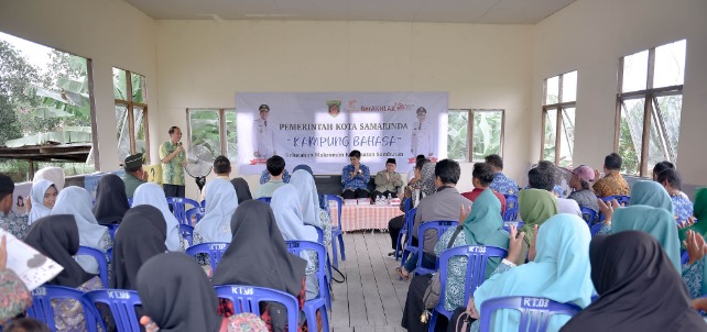 Disdikbud Samarinda mengadakan kegiatan Try Out atau uji coba Kampung Bahasa di Kelurahan Makroman, Kecamatan Sambutan, Jumat (17/11)