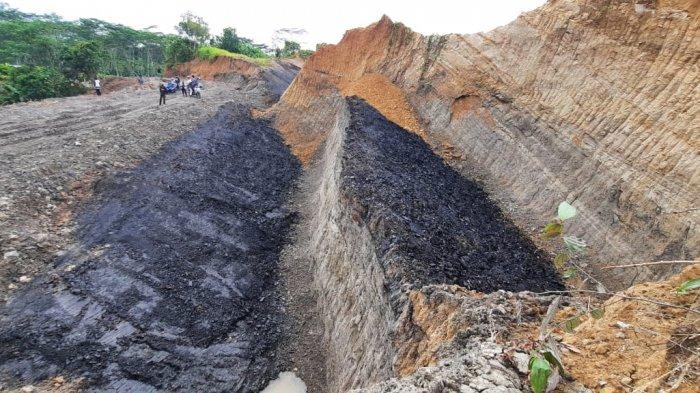 Aktivitas tambang batu bara ilegal di Samarinda.