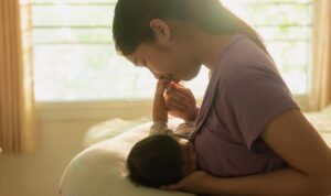 Terjawab Hukum Puasa Ramadhan untuk Ibu Menyusui, Wajib atau Tidak? Berikut Penjelasannya