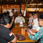 Saat Para Sopir Truk Curhat dengan Pj Bupati PPU Sambil Buka Puasa Bersama