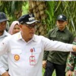Tinjau Lokasi Banjir, Pj Bupati PPU Sebut Penyebab Banjir Karena Saluran Drainase Buruk