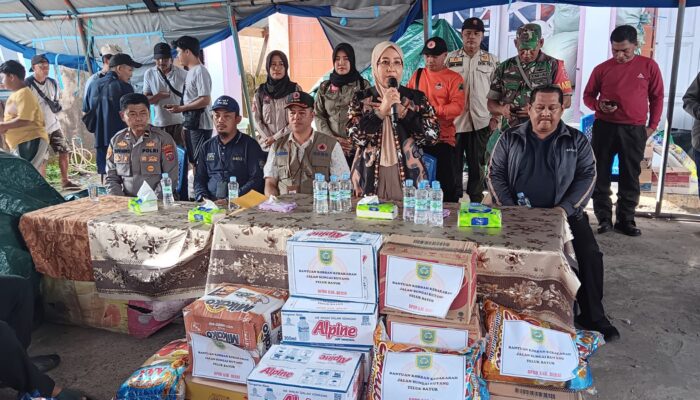 Bupati Sri Juniarsih Imbau Ketua RT Data Teliti Korban Kebakaran Gang Ramah
