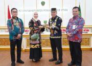 Pj Bupati Makmur Marbun Sambut Baik Rombongan Pj Bupati Pulang Pisau yang Studi Tiru di PPU