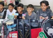 5 Remaja Balikpapan Diberi Kartu Uang Elektronik karena Inisiatif Perbaiki Rambu Bus Bacitra