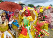 Pesan Moril Fashion Daur Ulang Plastik KOJA dalam Pawai Budaya HUT 128 Kota Balikpapan