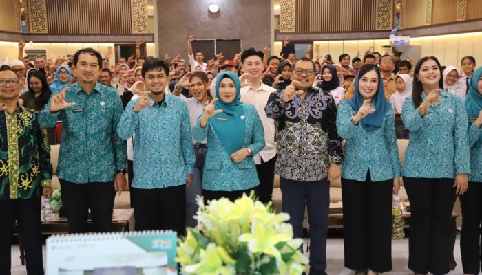 PKK Kaltim Tingkatkan Kualitas Hidup Warga via Akses Kesehatan Mata, Beri Kacamata Gratis