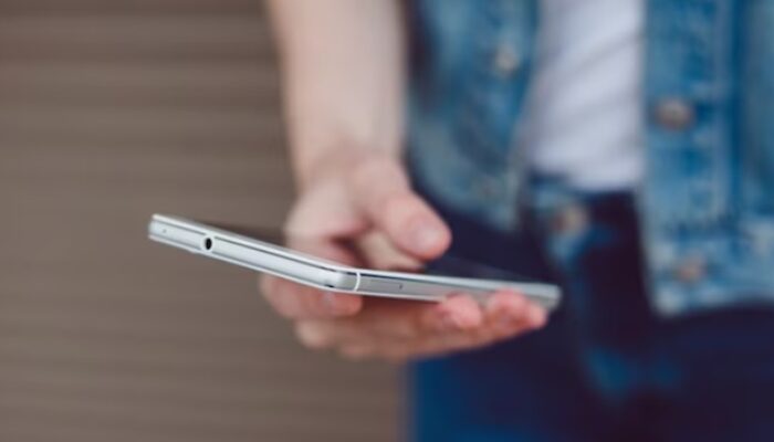 Baterai HP Cepat Habis? Lakukan Cara-Cara Ini agar Awet hingga Berjam-jam