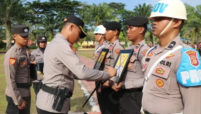 ‎2 Anggota Polres PPU Dipecat Tidak Hormat, Kapolres Tegaskan Komitmen Profesionalisme
