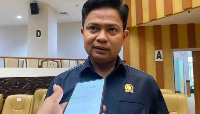 Mencuat Dugaan Monopoli Harga Seragam Sekolah di Samarinda, Komisi VI Desak Pemkot Bertindak Tegas