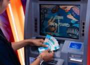 ‎BSU 2025 Hanya Sekali Cair Rp 600 Ribu untuk Juni-Juli, Menaker Tegaskan Tidak Dihentikan