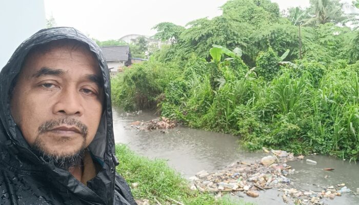 Sampah Plastik Stadion Sempaja Dikeluhkan Warga, DLH Samarinda Turun Tangan