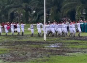 Hujan dan Lumpur Menggenang, Upacara HUT ke 80 RI di Jahab Kukar Tetap Khidmat