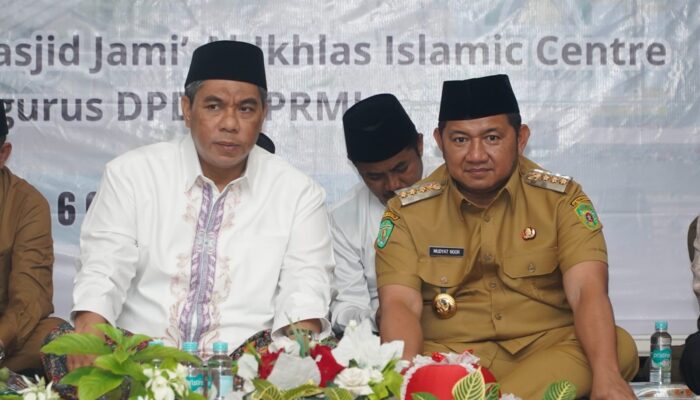 Bupati Mudyat Ajak Teladani Akhlak Rasulullah, Teguhkan Semangat Membangun Gerebang Nusantara