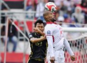 Malut United Tumbangkan Borneo FC Samarinda dalam Comeback Dramatis 3-2, Persib Tetap di Puncak