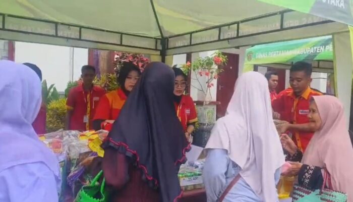 Stok Dilipatgandakan, Warga Banjiri Operasi Pasar Murah di IKN