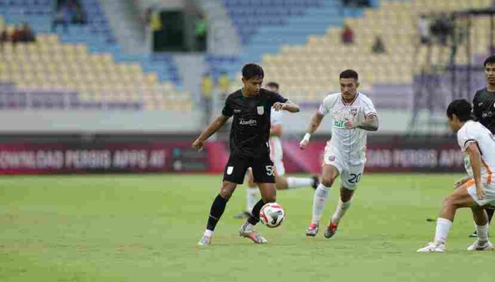 Persis Solo Kalah Tipis dari Borneo FC, Gol Peralta Bikin Laskar Sambernyawa Kian Tertekan di Zona Degradasi