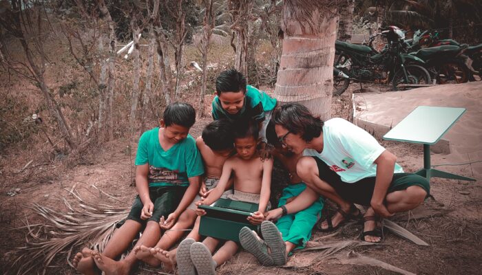 Target Tercapai! 50 Kampung di Mahakam Ulu Kini Terkoneksi Internet “Gratispol”