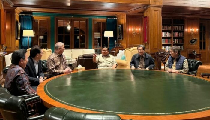 Presiden Prabowo Bertemu 5 Pengusaha di Hambalang 4,5, Bahas Indonesia Incorporated hingga Kedaulatan Pangan