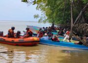 Ketinting Terbalik Dihantam Ombak, BPBD PPU Bantu Pencarian Korban di Muara Telake Paser
