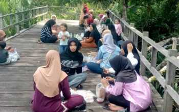 Menyisir Jejak Tradisi di Pasar Pakot Lati Tuo, Oase Kuliner Tengah Rimba Mangrove Paser