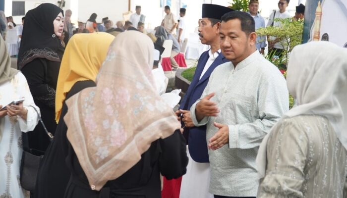 Penuh Keakraban, Ratusan Warga Padati Open House di Rujab Bupati PPU