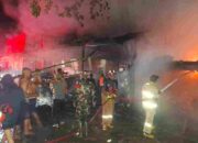 Kebakaran di Petung Hanguskan Bengkel dan Mess Pekerja