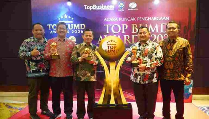 Bupati Mudyat Noor Borong Penghargaan, Danum Taka Tembus Bintang 4 TOP BUMD 2026