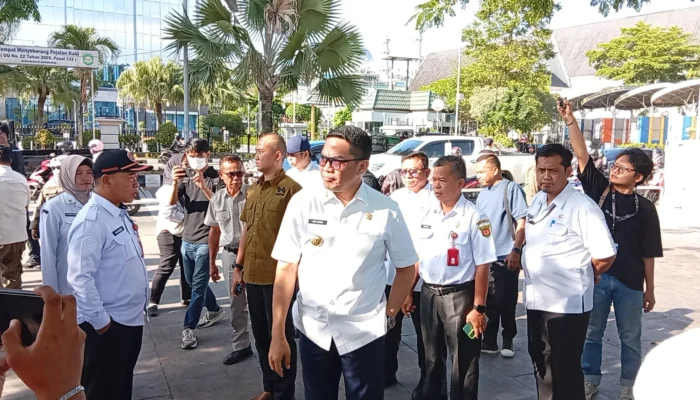 Usai Demo Besar, Andi Harun Tinjau Teras Samarinda: Kerusakan Hanya Minor, Warga Makin Dewasa