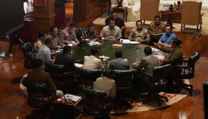 Presiden Prabowo Gelar Ratas di Hambalang, Bahas Pendidikan hingga Stabilitas Pertahanan
