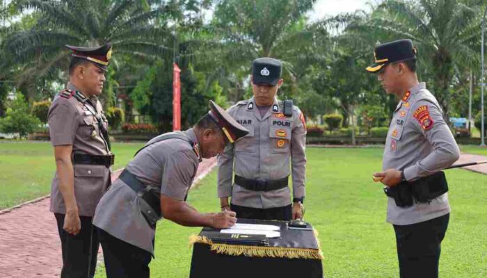 Polres PPU Gelar Sertijab Wakapolres, Kabag SDM dan Kapolsek Babulu, Kapolres Tekankan Profesionalisme dan Pelayanan