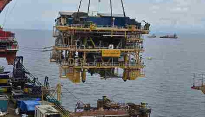 PT Pertamina Hulu Mahakam Berhasil Selesaikan Pemasangan Jacket dan Topside Platform Offshore Manpatu Berbobot 1000 Ton