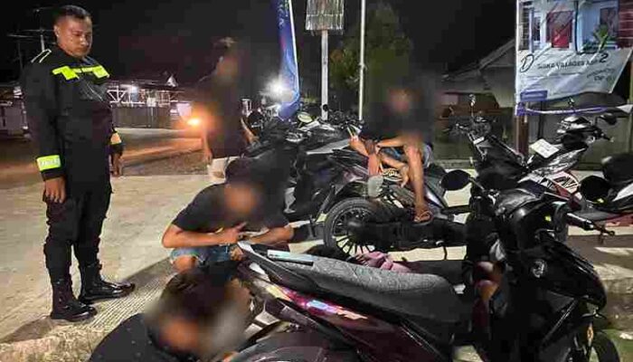 Polsek Waru Patroli Dini Hari, Bubarkan Kerumunan Pemuda dan Cegah Balap Liar