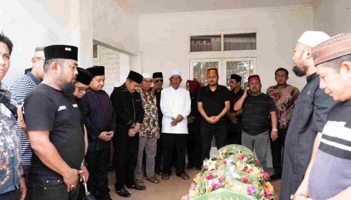 Mudyat Noor Sampaikan Belasungkawa Mendalam atas Wafatnya Mantan Bupati PPU Andi Harahap