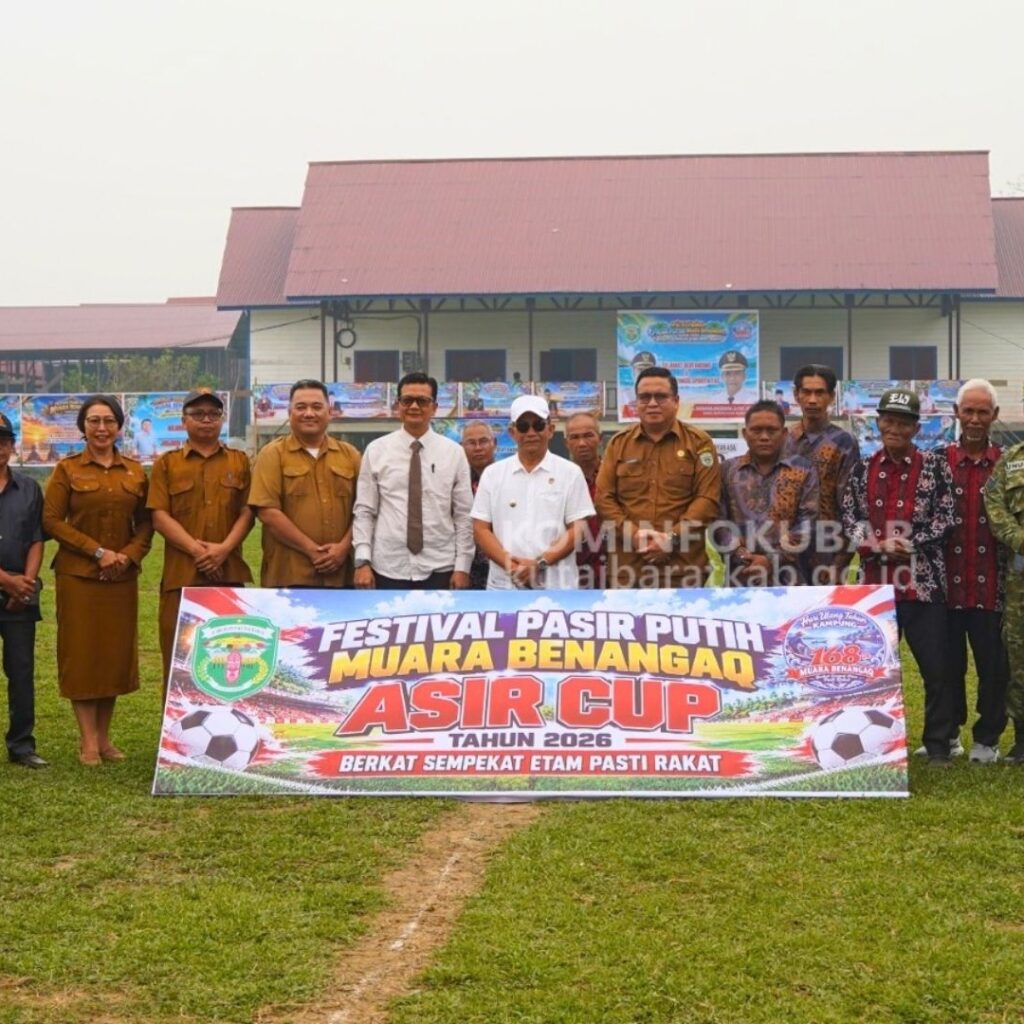 Buka Festival Pasir Putih Muara Benangaq, Wabup Kubar Dorong Potensi Lokal dan Ekonomi Warga