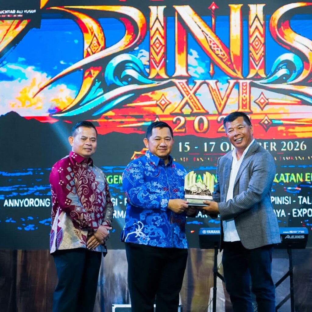 Hadiri Festival Pinisi 2026, Bupati PPU Mudyat Noor Perkuat Kerja Sama Perdagangan dan Pertanian dengan Bulukumba