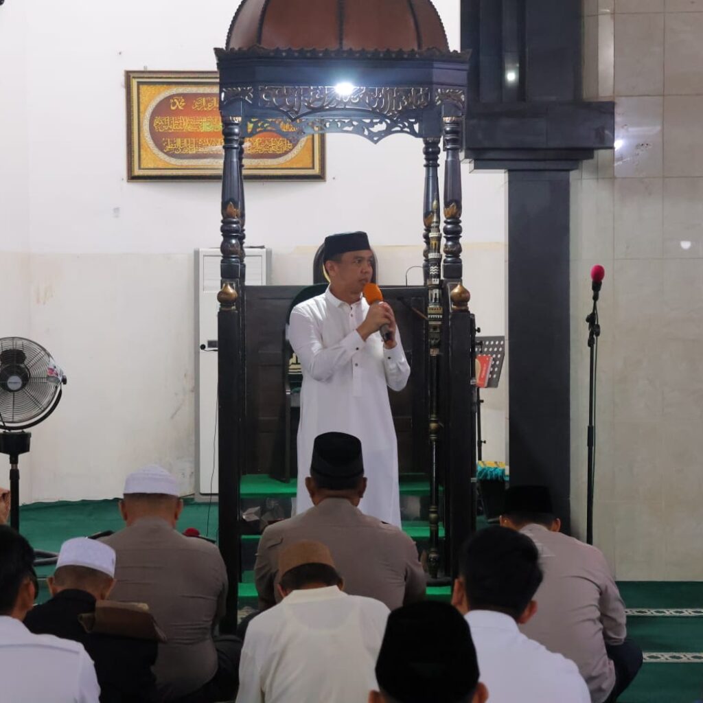 Usai Salat Subuh di Tarakan, Kapolda Kaltara Serap Aspirasi Warga dan Tegaskan Komitmen Berantas Narkoba