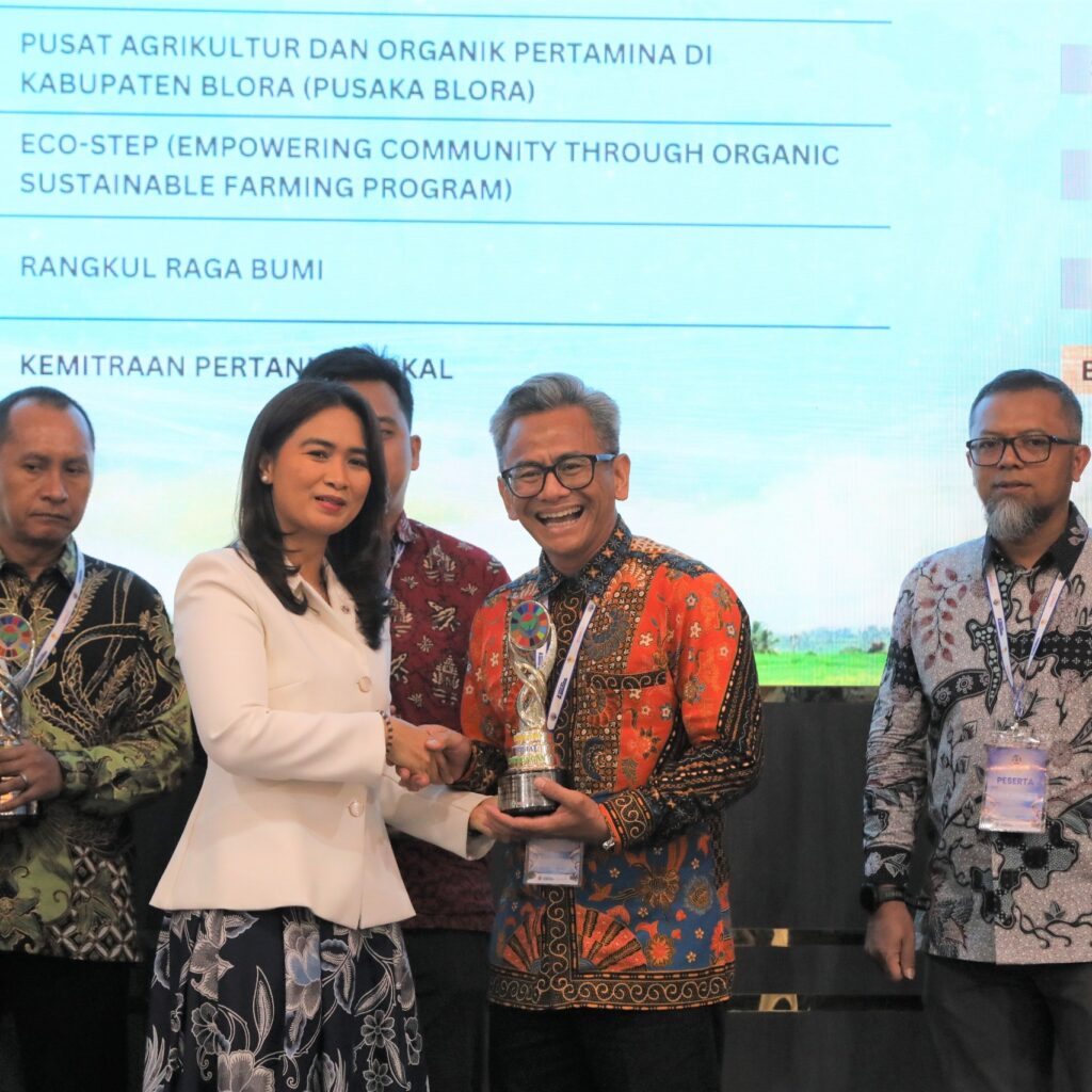 Bawa Pulang Penghargaan CSR and PDB Award 2026, Grup PHI Sukses Dorong Kemandirian Ekonomi Desa